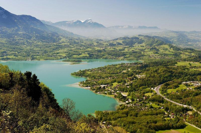 Ibis Budget Chambery Sud Challes Les Eaux Екстер'єр фото