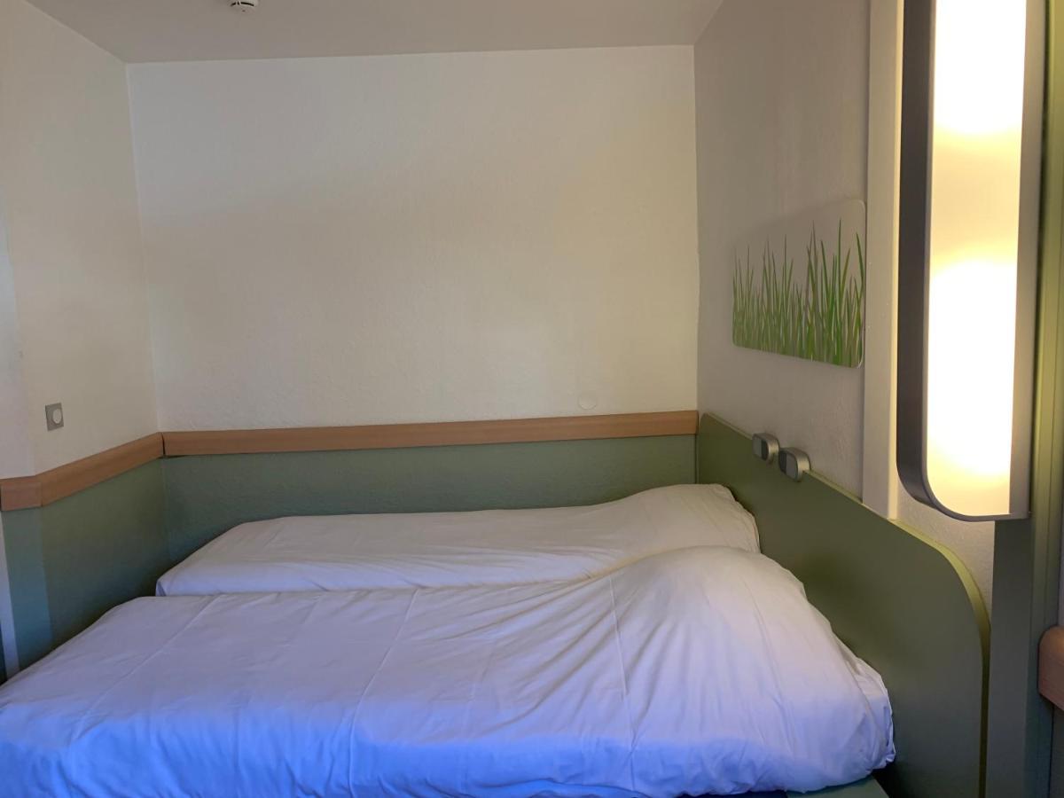 Ibis Budget Chambery Sud Challes Les Eaux Екстер'єр фото