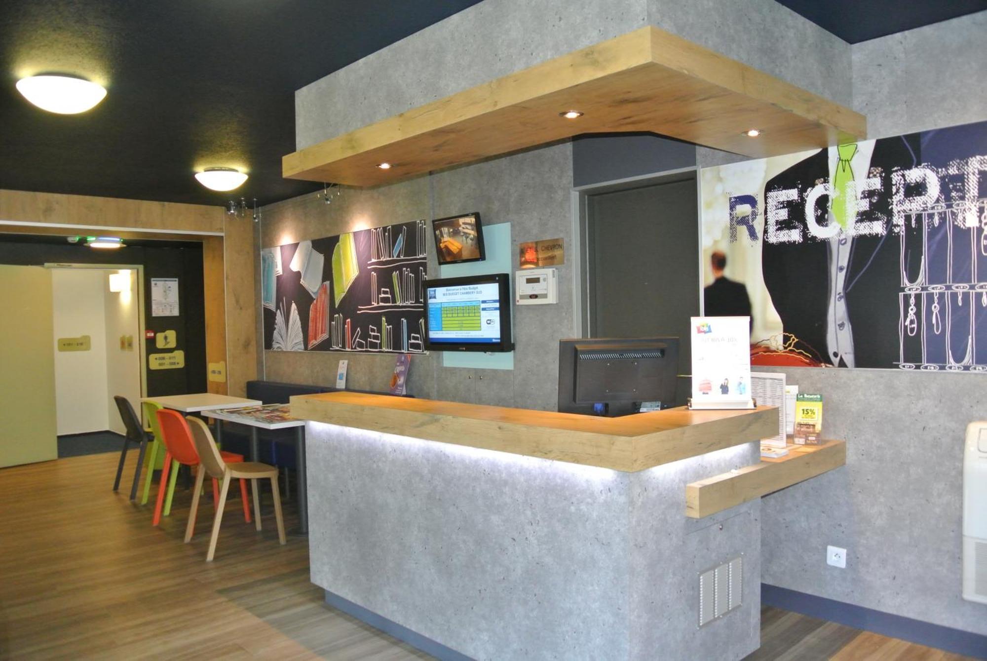 Ibis Budget Chambery Sud Challes Les Eaux Екстер'єр фото