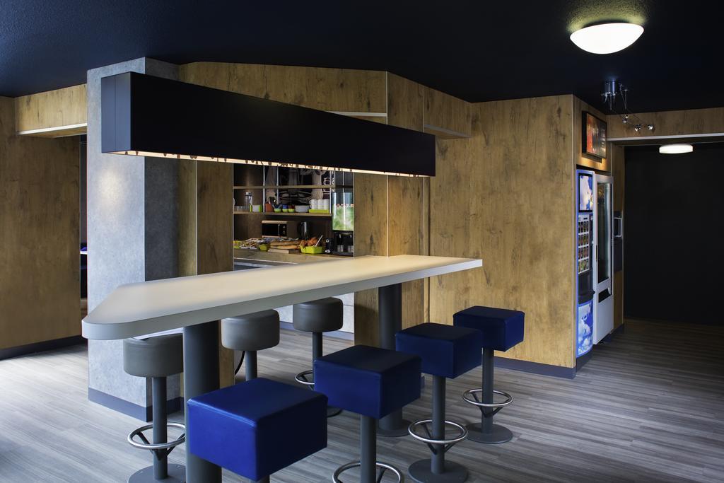 Ibis Budget Chambery Sud Challes Les Eaux Екстер'єр фото