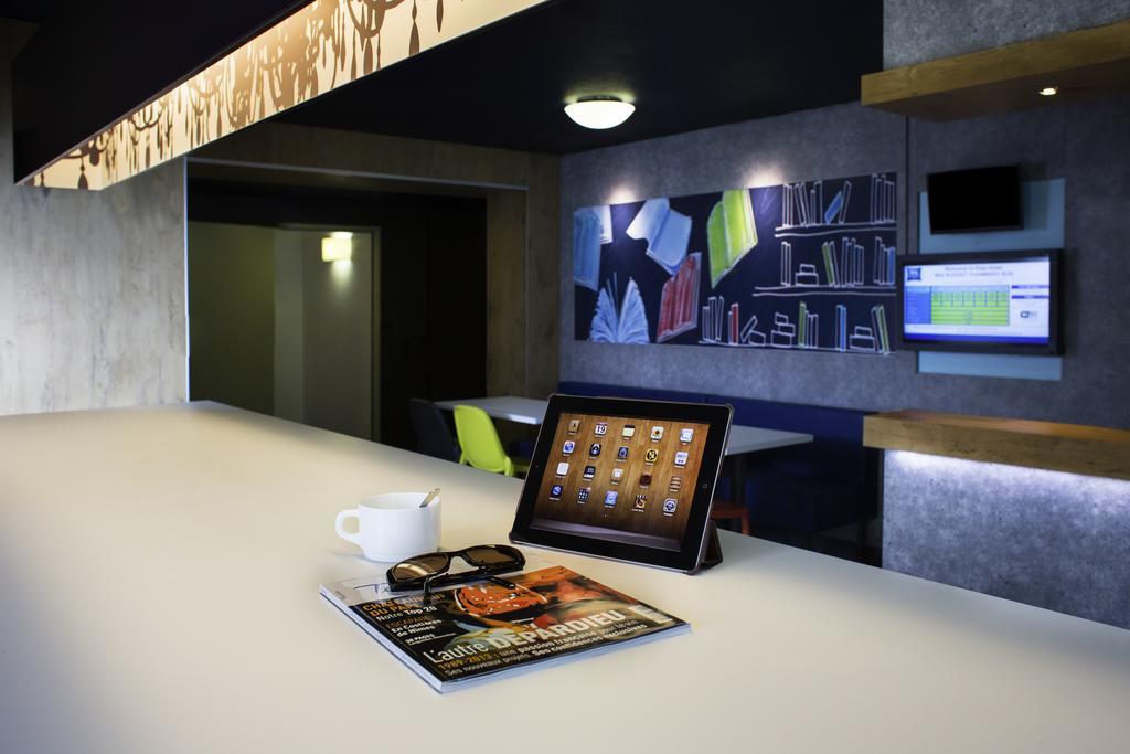 Ibis Budget Chambery Sud Challes Les Eaux Екстер'єр фото